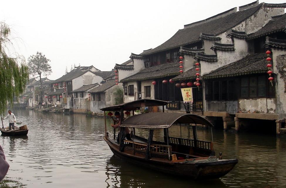 直击春运首日:“最美的路就是回家的路”